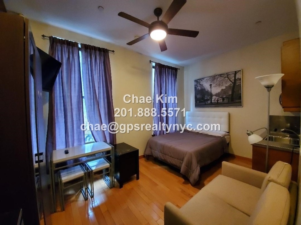 138 East 31st Street - Photo 0