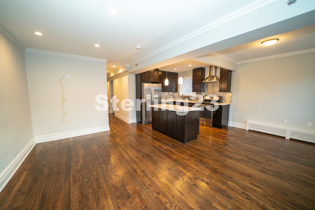 25-61 46th Street - Photo 6