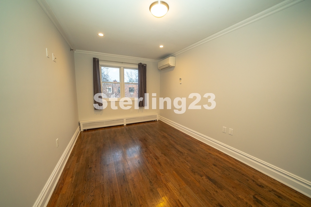 25-61 46th Street - Photo 8