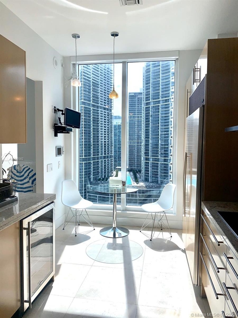 900 Brickell Key Blvd - Photo 36