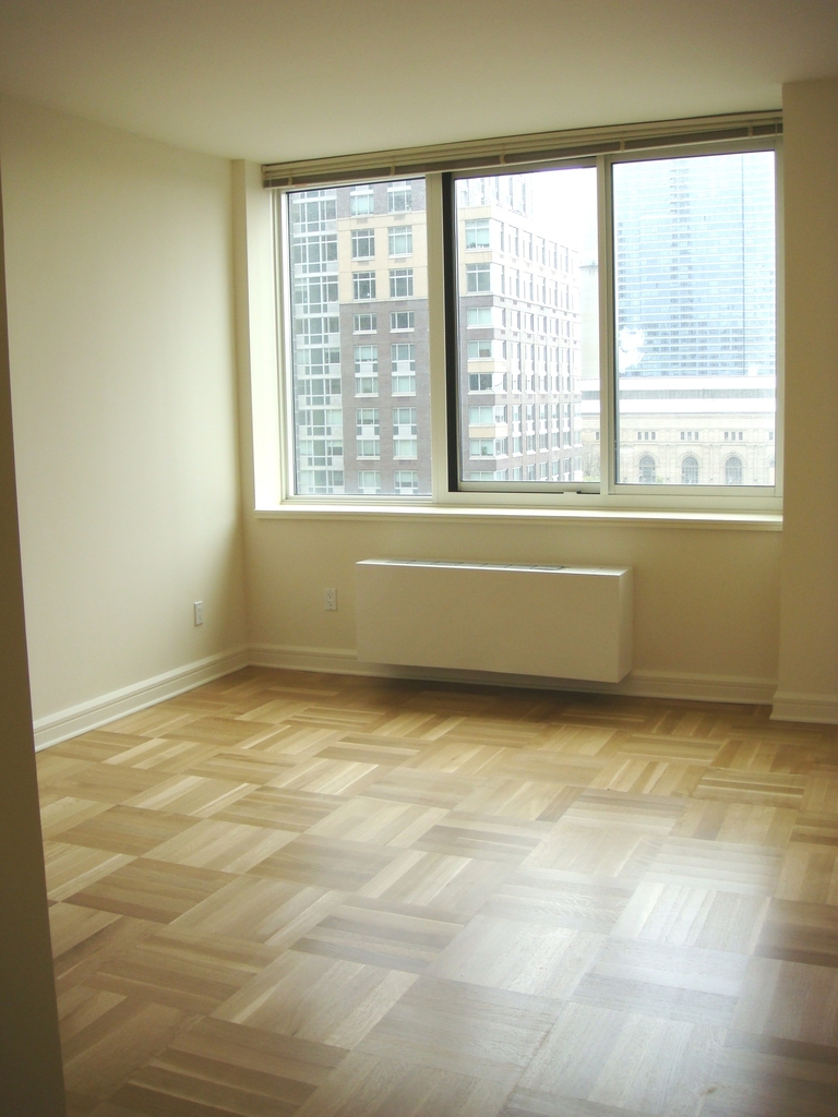 400 West 63rd Street - Photo 7