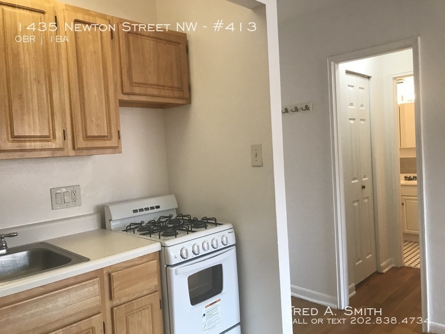 1435 Newton Street Nw - Photo 4