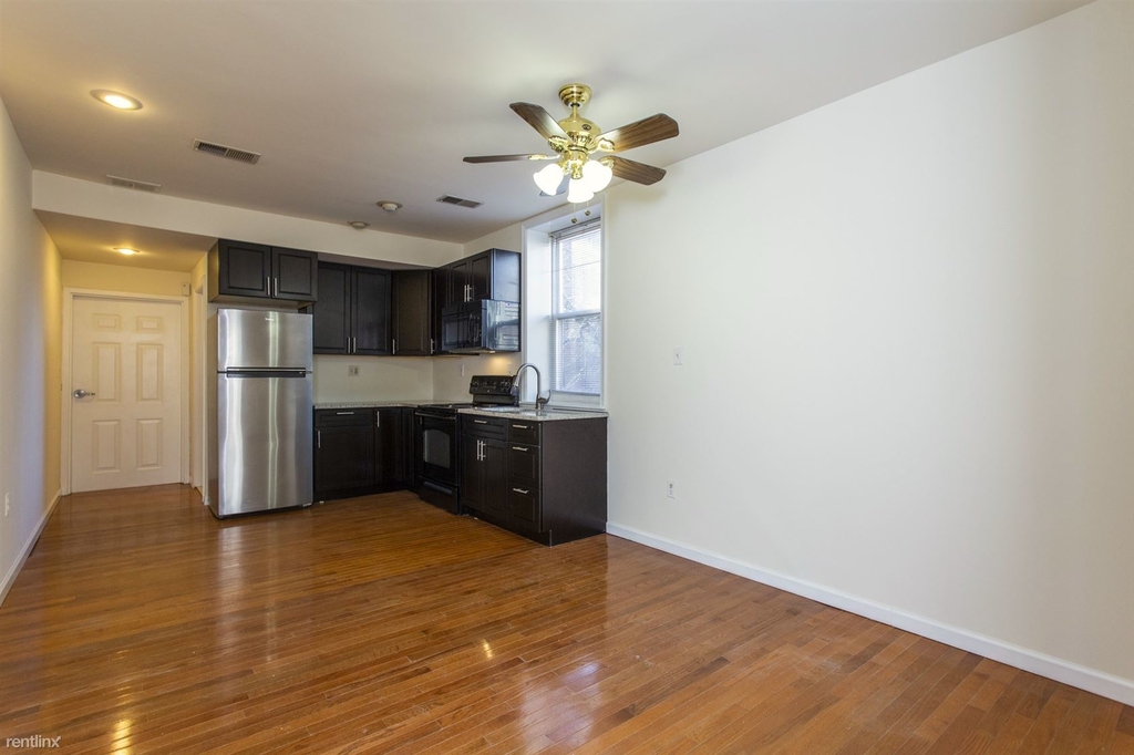 2122 Race St Unit 2 - Photo 18