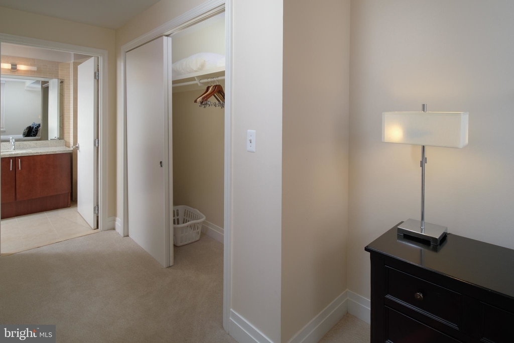 2221 I Street Nw - Photo 3