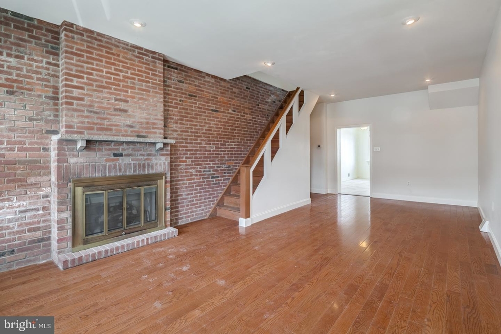 1309 Mount Vernon Street - Photo 2