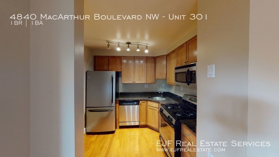 4840 Macarthur Boulevard Nw - Photo 9