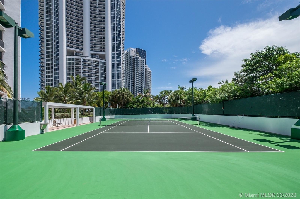 18201 Collins Ave - Photo 72