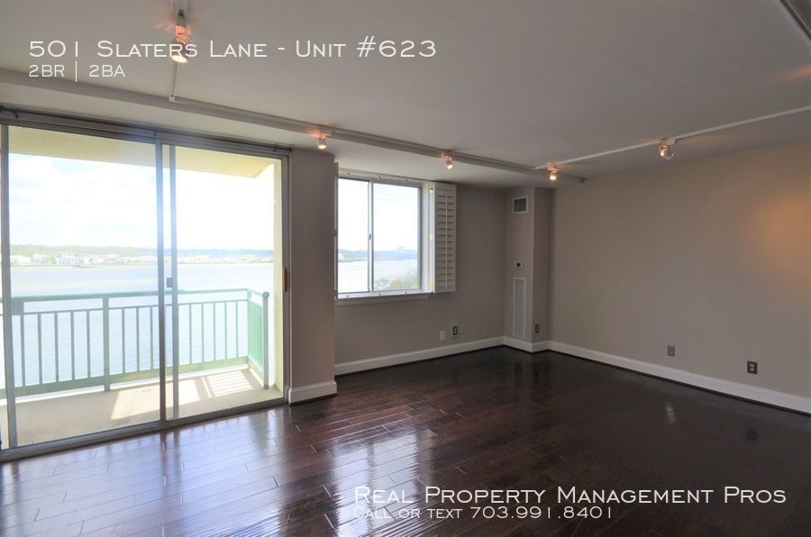 501 Slaters Lane - Photo 6