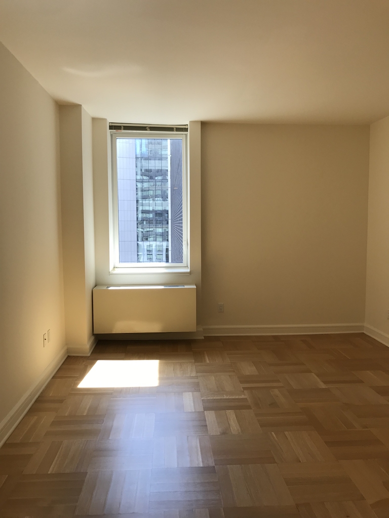 400 West 63rd Street - Photo 9