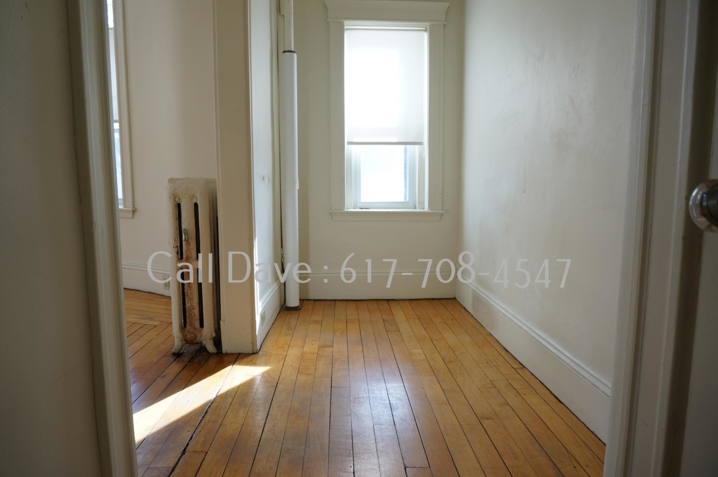 1822 Beacon St. - Photo 2