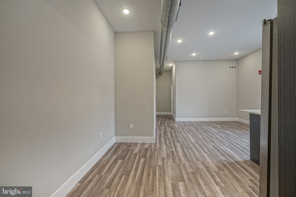 1072 N Front Street - Photo 6