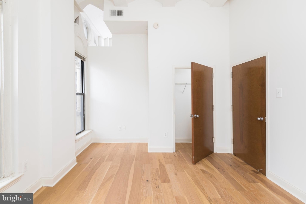 701 Sansom Street - Photo 15