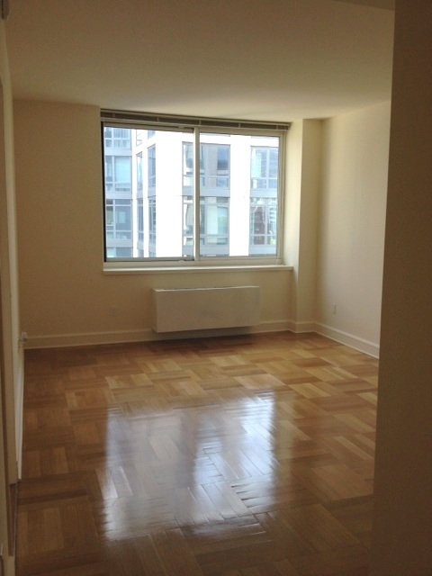 400 West 63rd Street - Photo 2