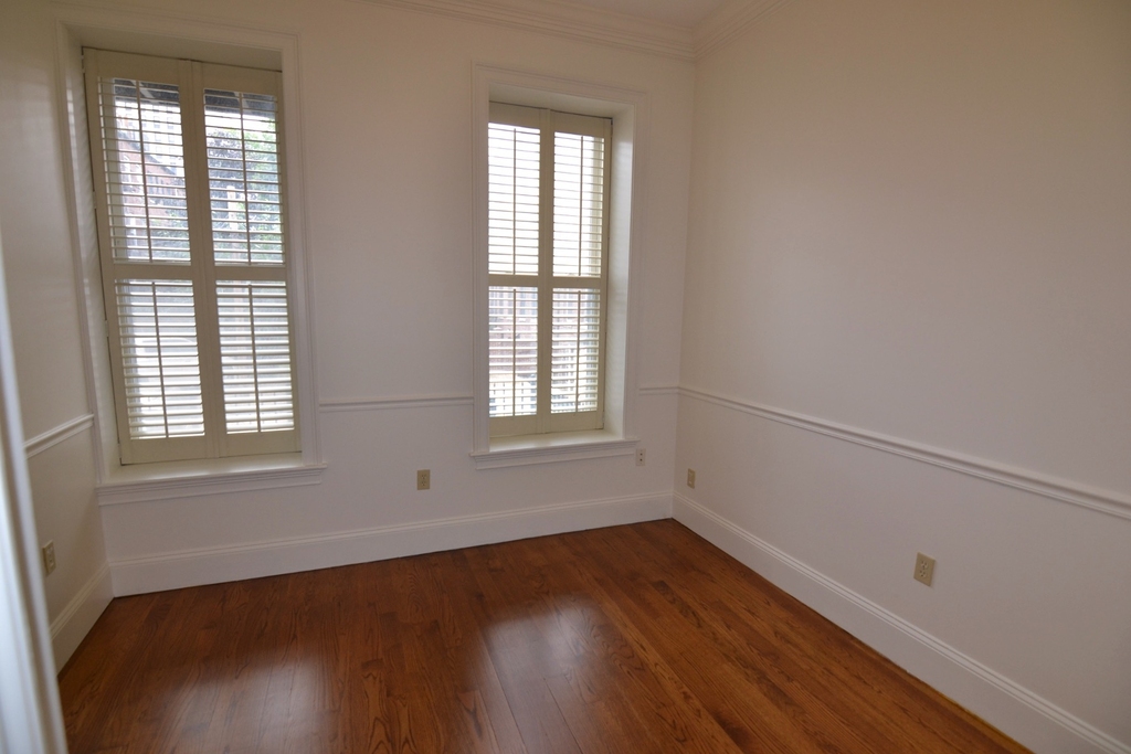 1611 Tremont St. - Photo 3