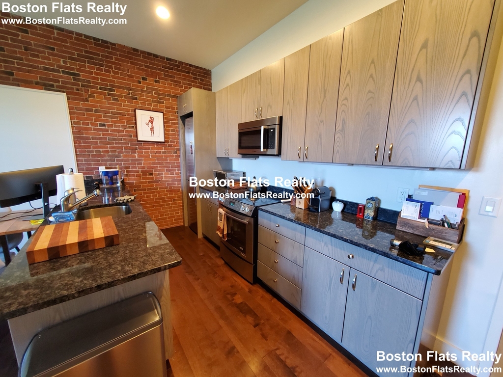 460 Harrison Ave. - Photo 2