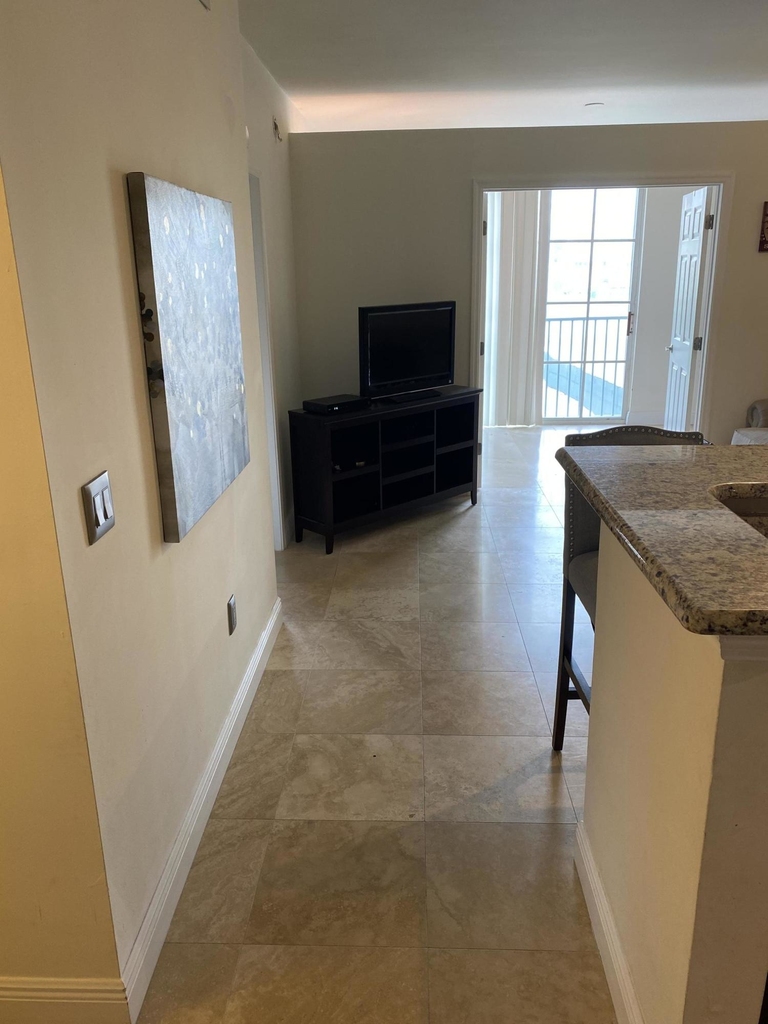 630 S Sapodilla Avenue - Photo 11