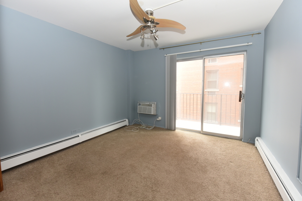 1567 Ridge Avenue - Photo 9