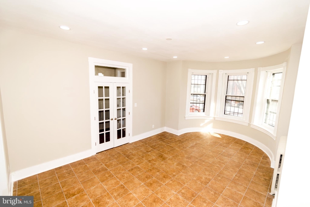 1112 6th Street Nw - Photo 1