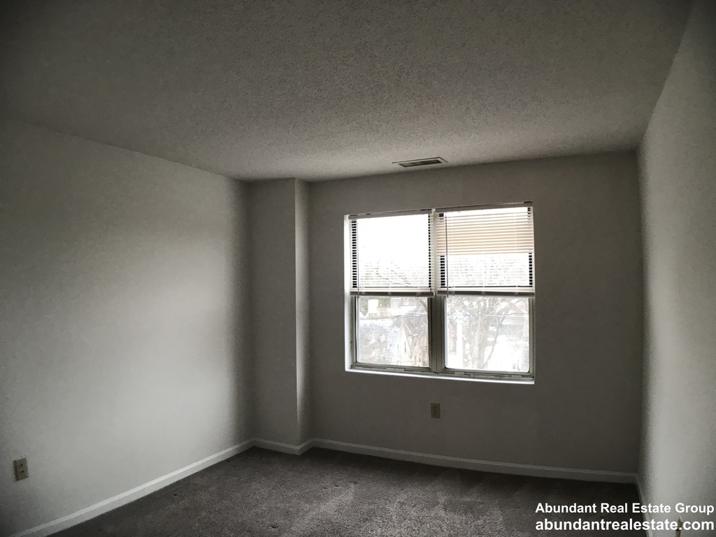 175 Beacon St. - Photo 26