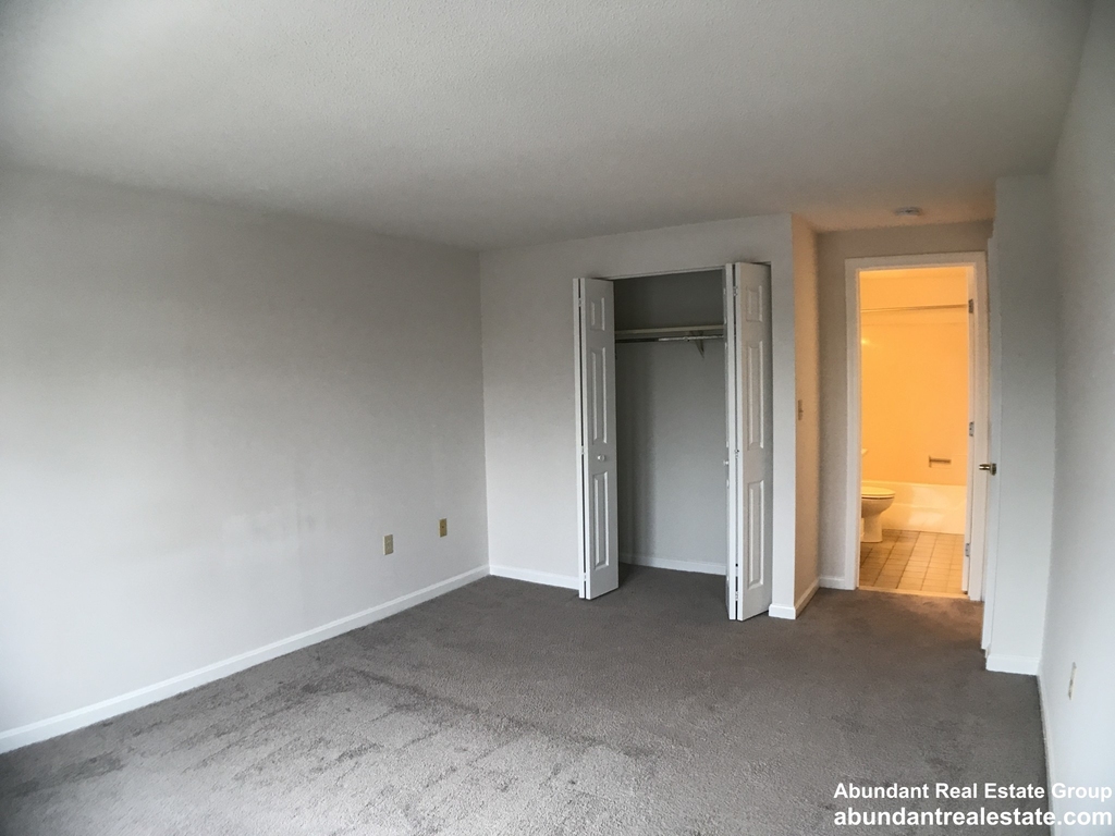 175 Beacon St. - Photo 16