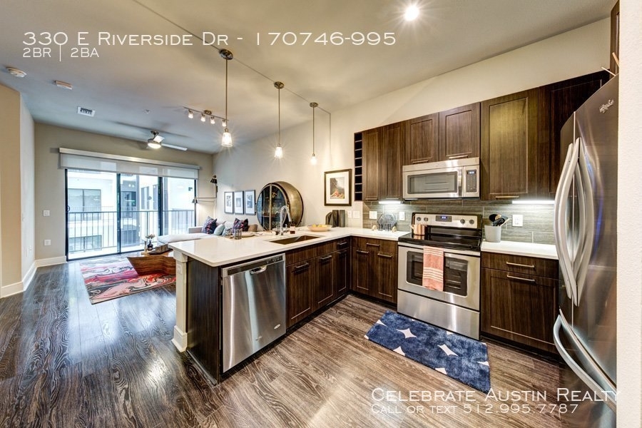 300 E Riverside Dr - Photo 11