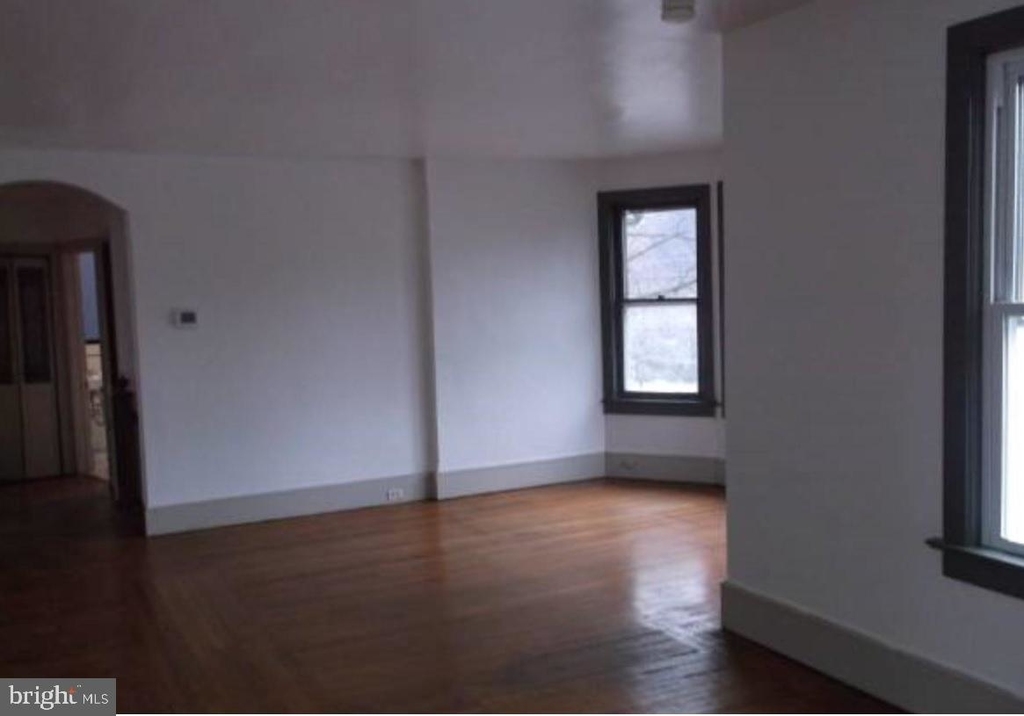 705 Park Avenue - Photo 23