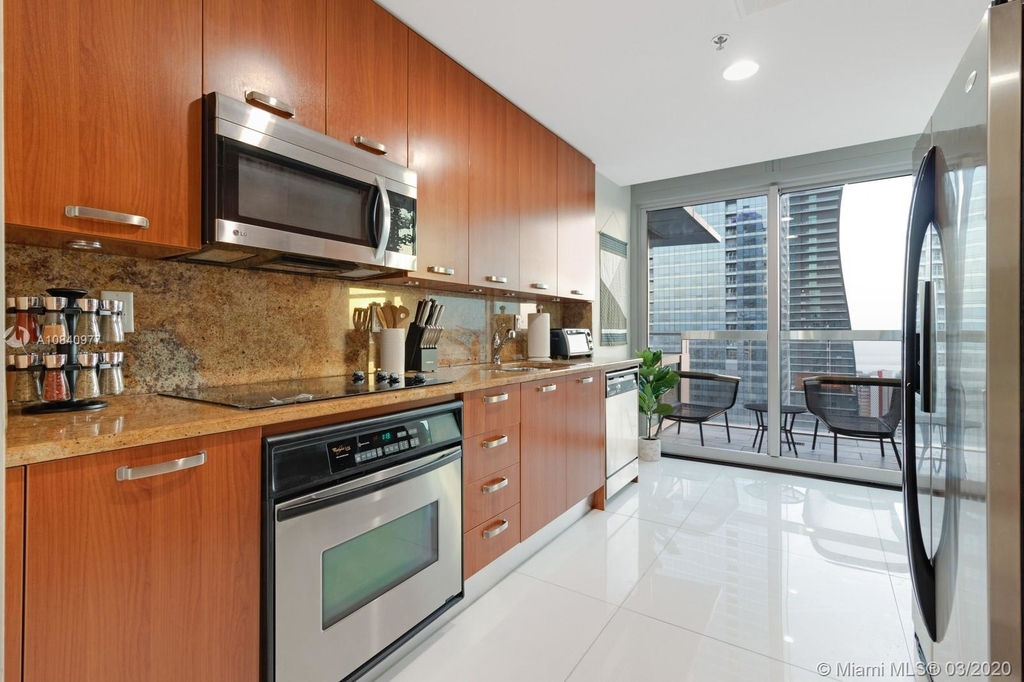 1395 Brickell Ave - Photo 88