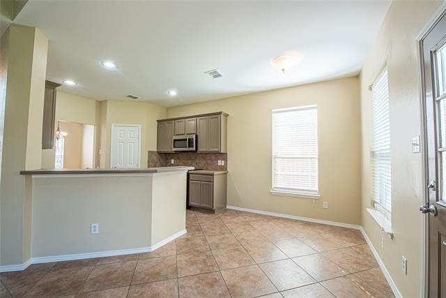 4408 Bloomfield Court - Photo 8