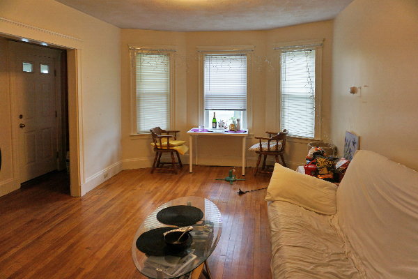 383 Crescent St. - Photo 4