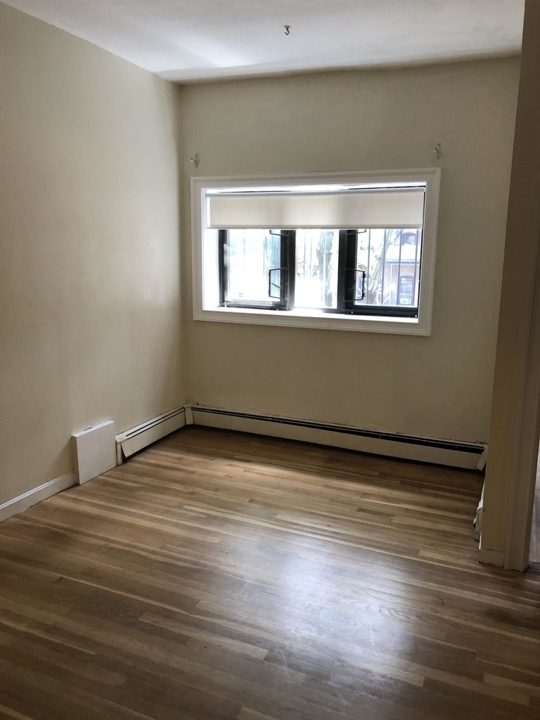 513 Beacon St. - Photo 1