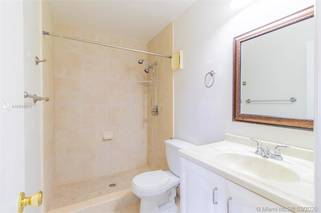 8018 Sw 18th Ct - Photo 23