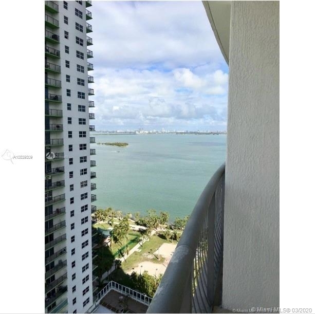 1750 N Bayshore Dr - Photo 21