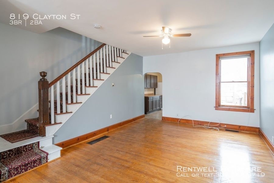 819 Clayton St - Photo 2