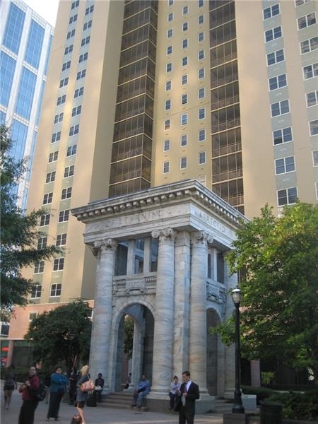 300 W.peachtree Street - Photo 2