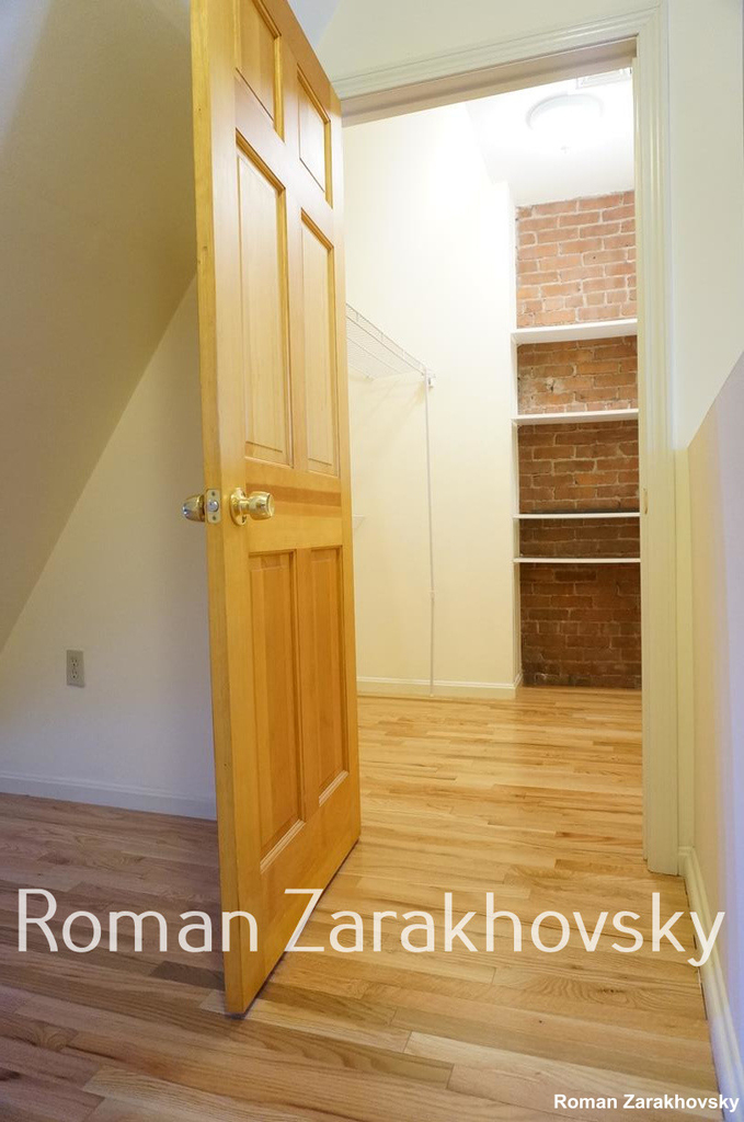 1404 Beacon St. - Photo 23