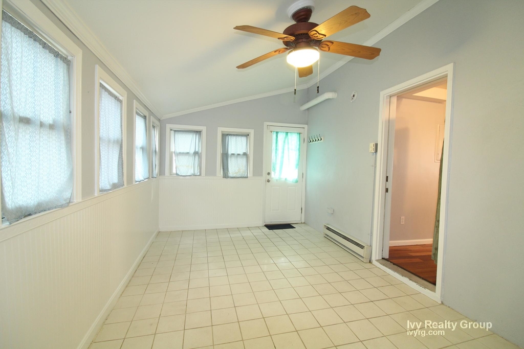 16 Murray Ct. - Photo 11