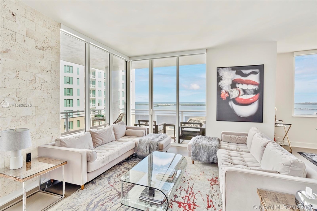 901 Brickell Key Blvd - Photo 13