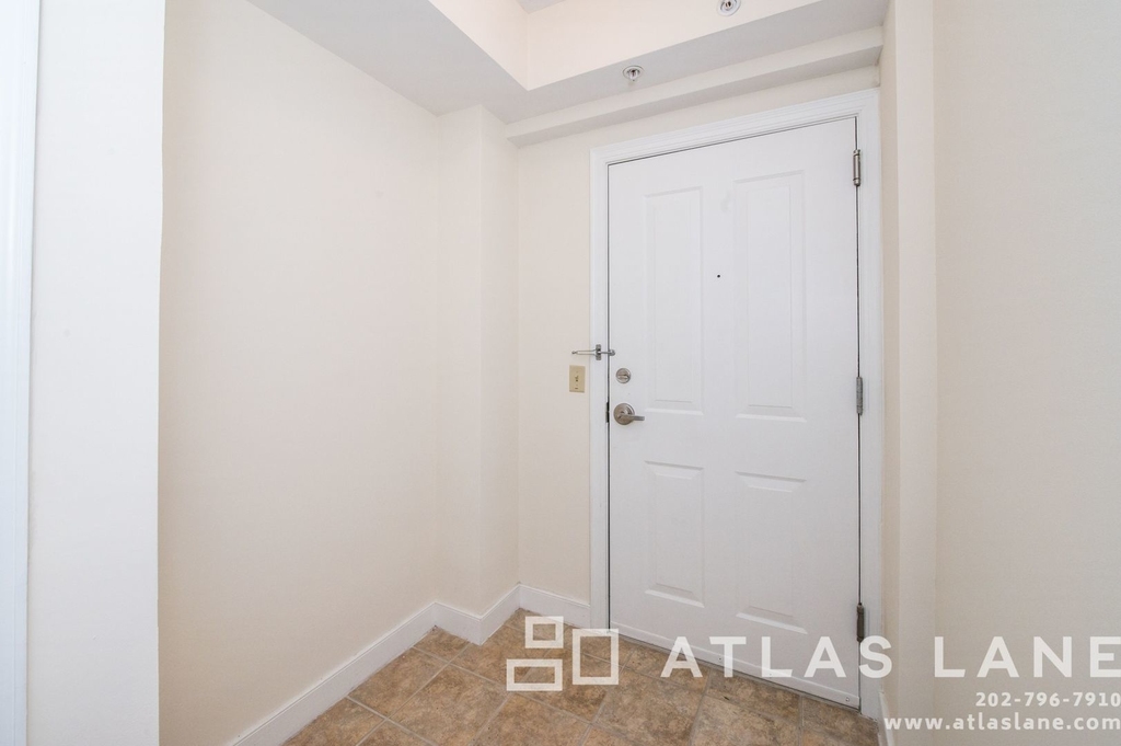 555 Massachusetts Ave Nw - Photo 6