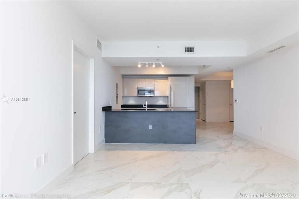 1010 Brickell Ave Unit 2103 - Photo 25