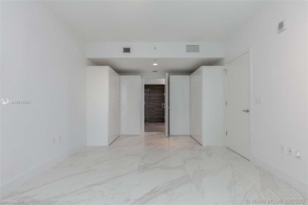 1010 Brickell Ave Unit 2103 - Photo 27