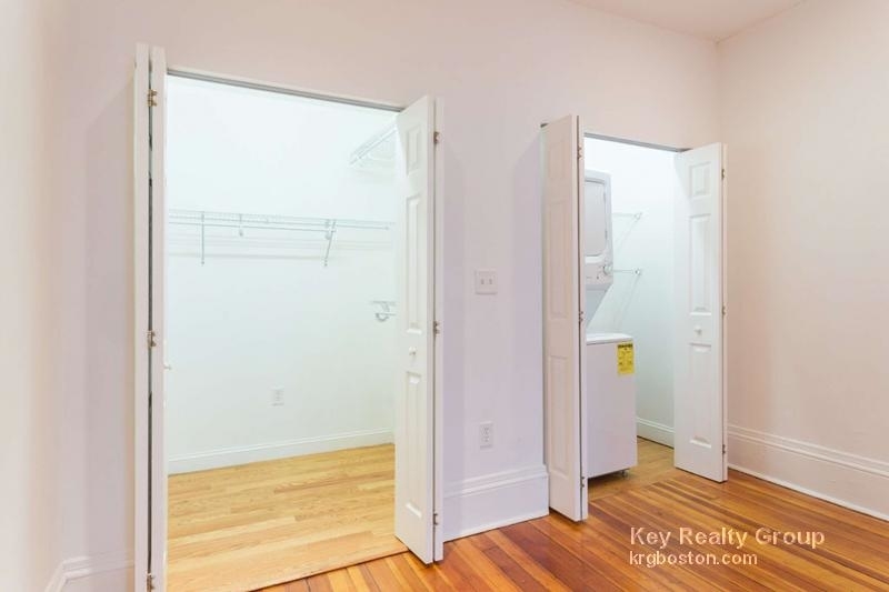 127 Saint Botolph St. - Photo 11