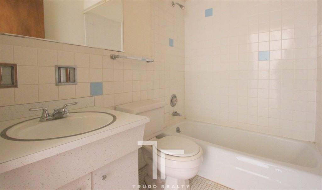 850 West Margate Ter. - Photo 3