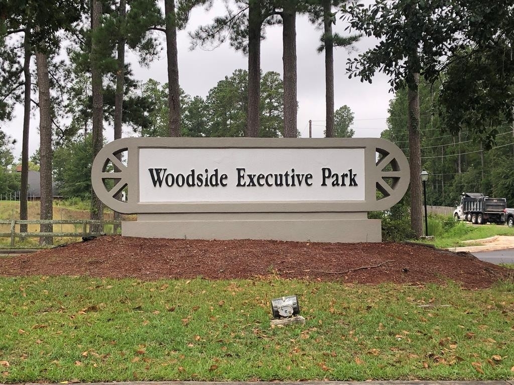 5000 Woodside Executive Court - Photo 0