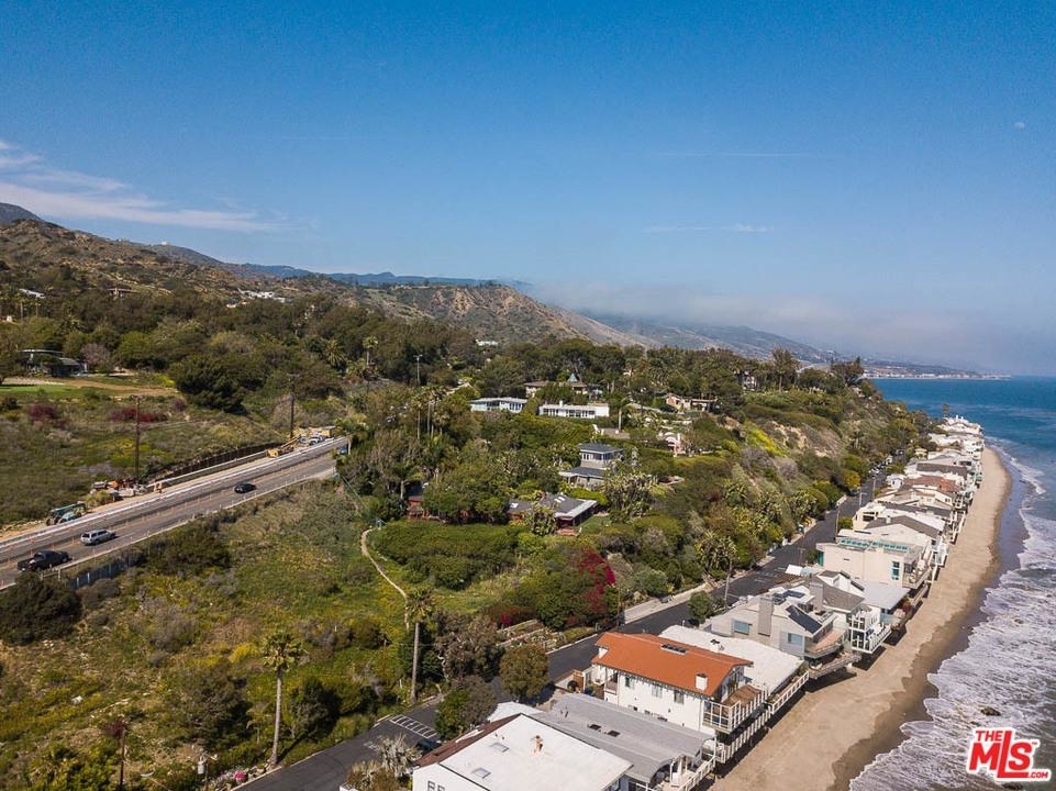 27070 Dr Malibu Cove Colony - Photo 9