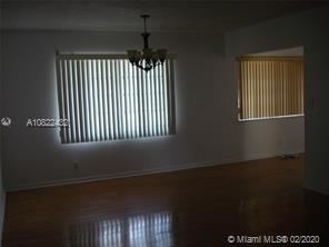 2050 Nw 81st Ave - Photo 2