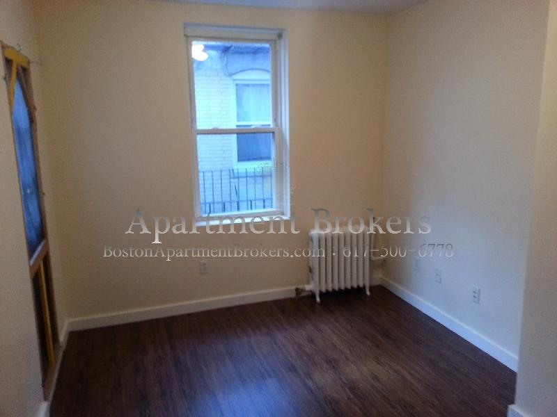 227 Hanover St. - Photo 5