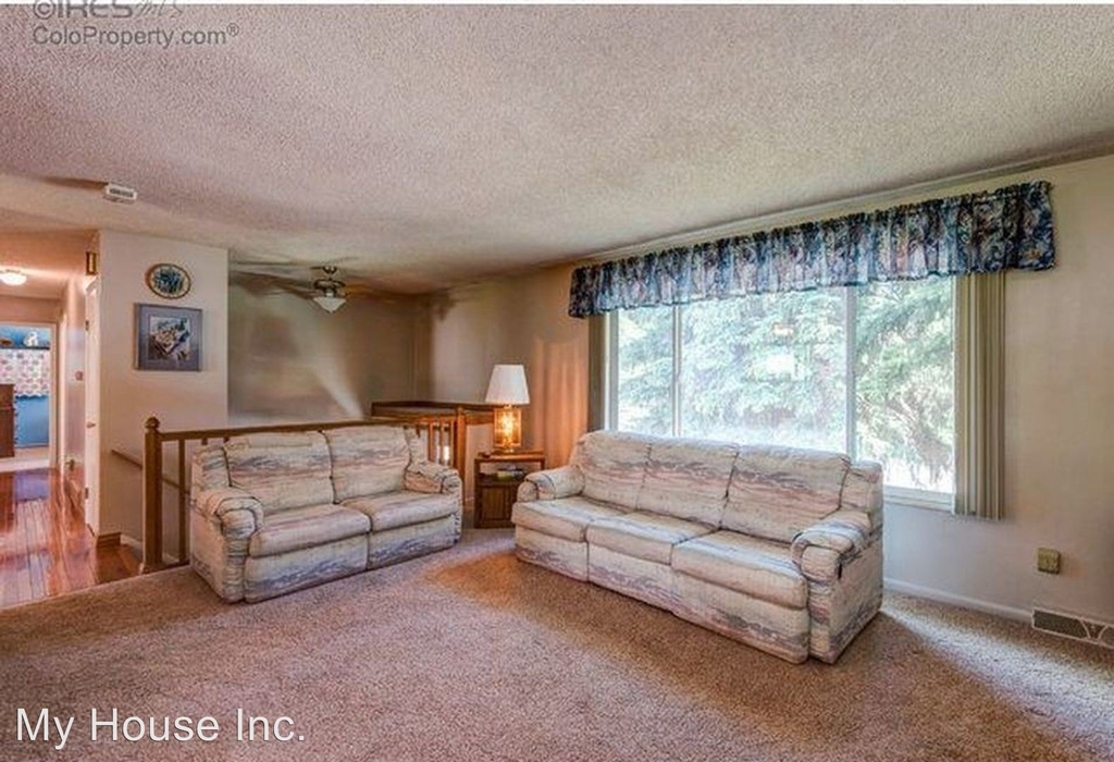 2921 Meadowlark Ave - Photo 2