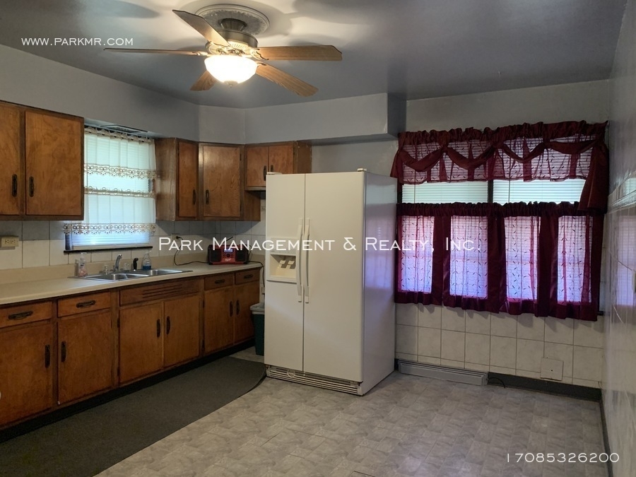15319 Honore Ave - Photo 4