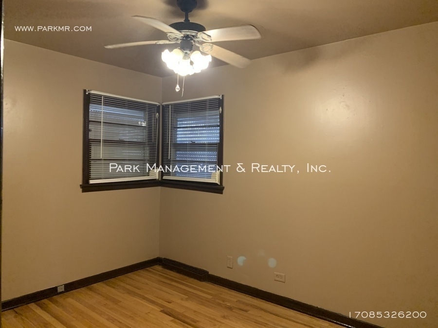 15319 Honore Ave - Photo 5