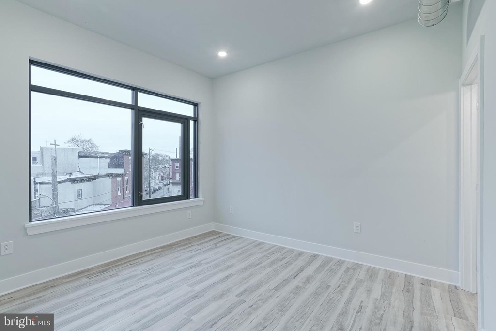 2440 Kensington Ave #304 - Photo 34